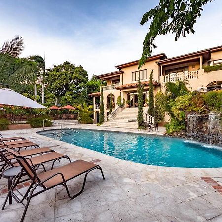 Hotel Villa Therese Port-au-Prince Exterior photo